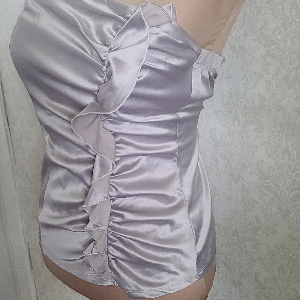 Studio Y Silver Ruffle Top - Picture 3 of 6